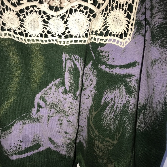 ❌SOLD❌ LF - CROTCHET CROP TOP - Picture 2 of 4